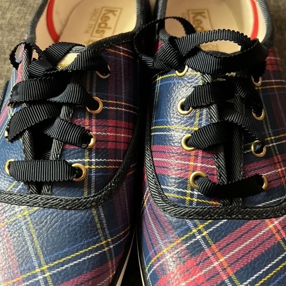 Keds Women’s Size 9 Plaid Leather Sneakers with Dream Foam Interior Cushion - Picture 7 of 13